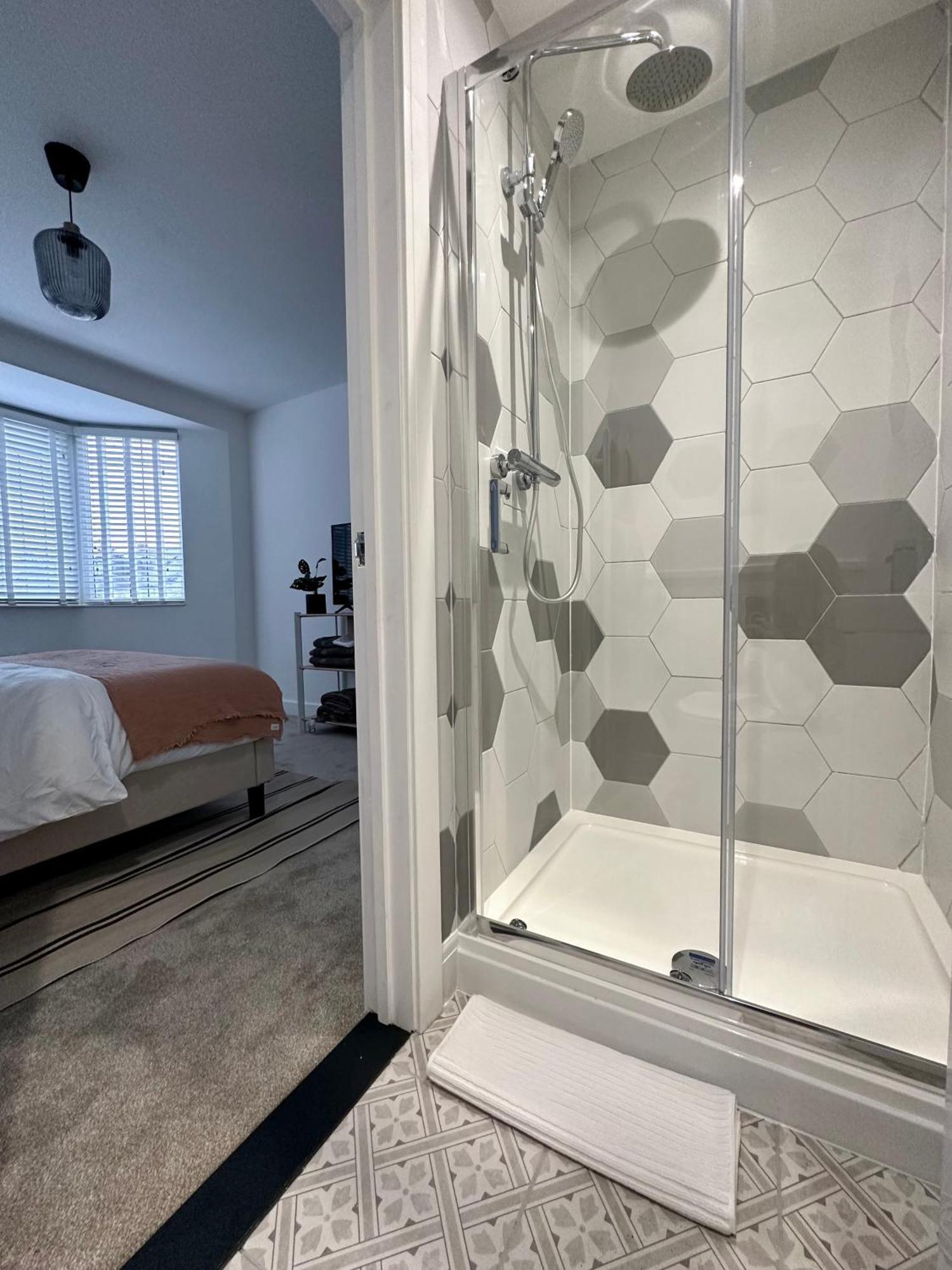 Clover Lodge Portsmouth Luxury Home With Off Road Free Parking Εξωτερικό φωτογραφία
