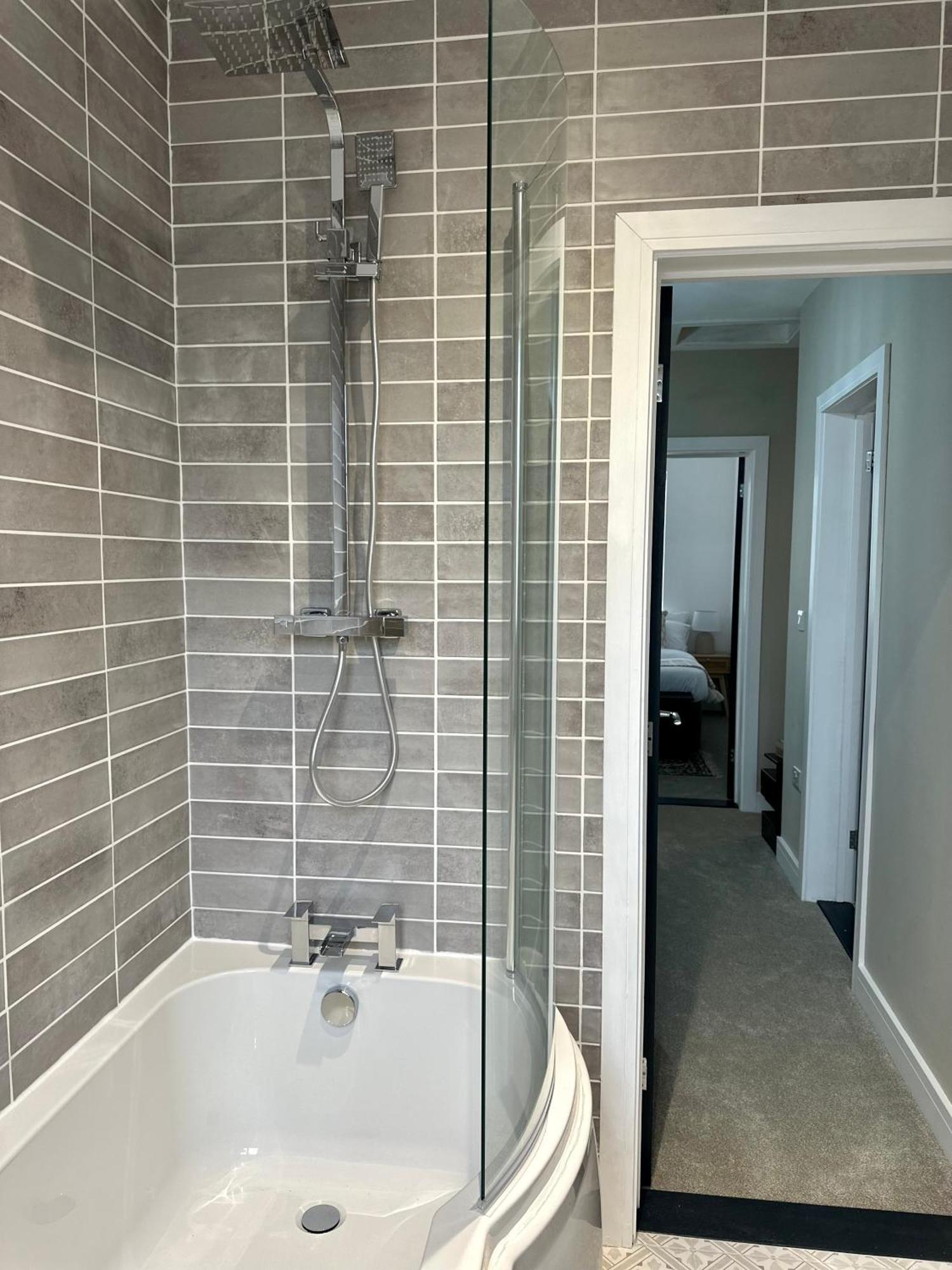 Clover Lodge Portsmouth Luxury Home With Off Road Free Parking Εξωτερικό φωτογραφία